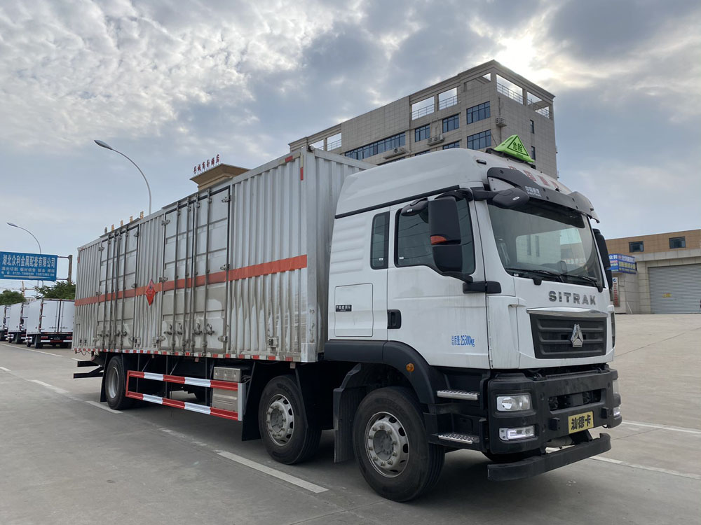 易燃液體廂式運輸車，廂式運輸車，楚勝汽車集團(tuán)